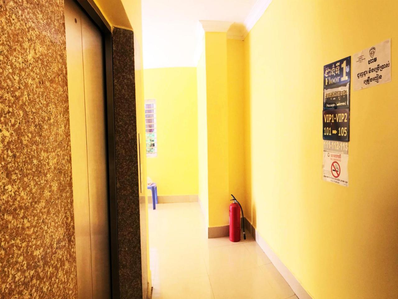 First Hotel Battambang Extérieur photo